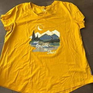 ✨SOLD. WINDRIVER T-SHIRT